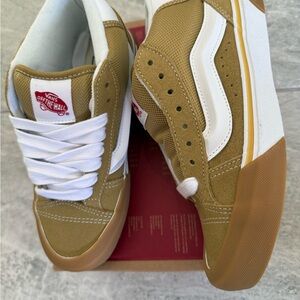 Vans Men's Sz 4.5 or Womens Sz 6 Olive and White Shoes Knu